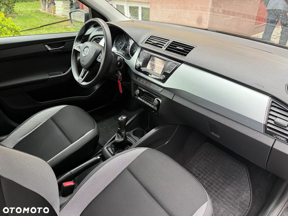 Skoda Fabia 1.0 TSI Black Edition - 10