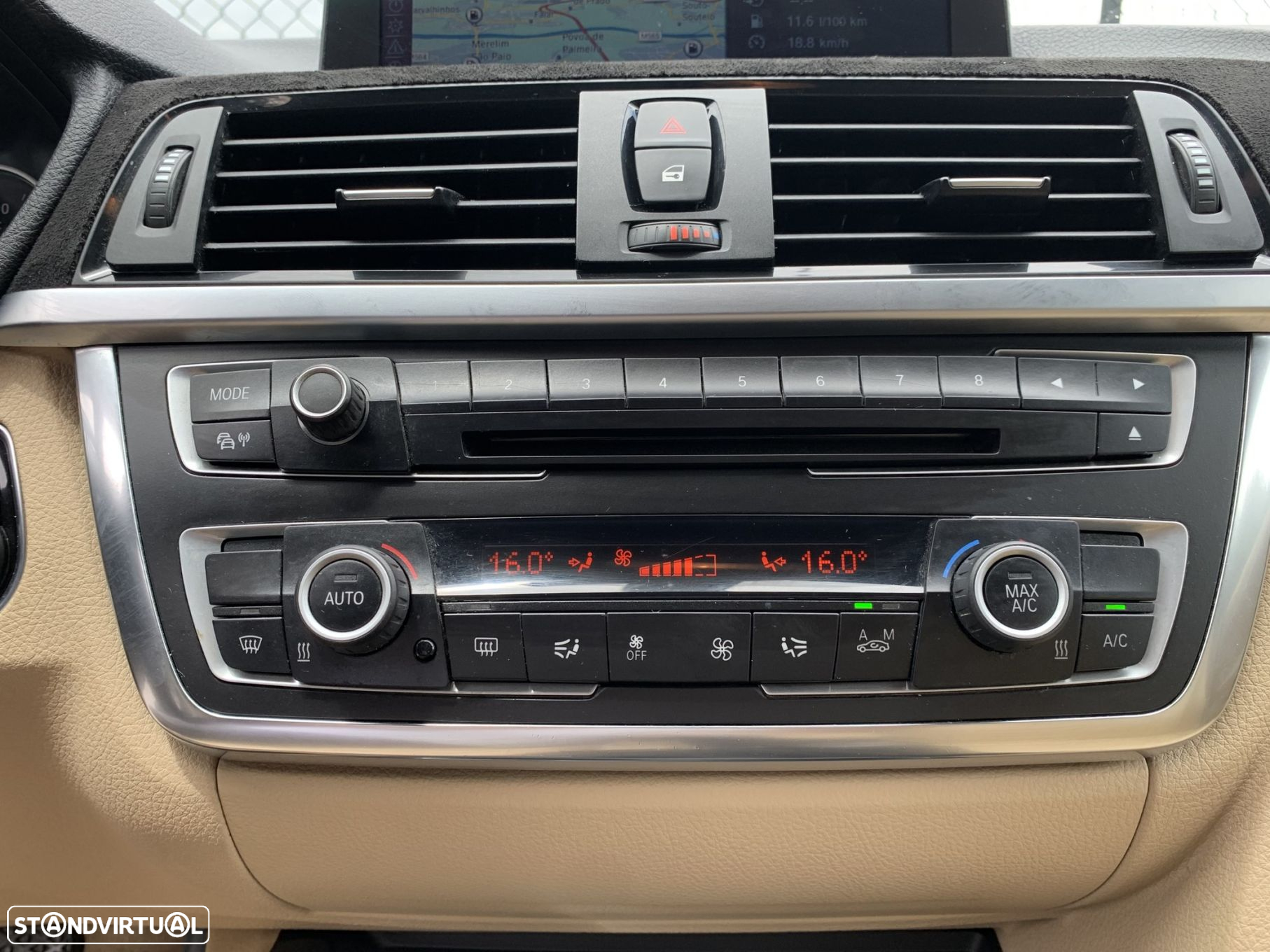 BMW 320 d Touring Pack M - 24