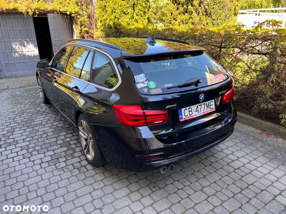BMW Seria 3 330i xDrive Edition Luxury Line Purity - 3
