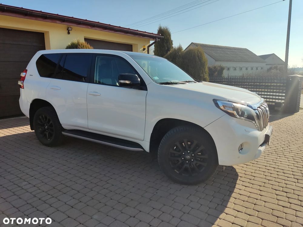 Toyota Land Cruiser LC 3.0 D-4D Prado - 2