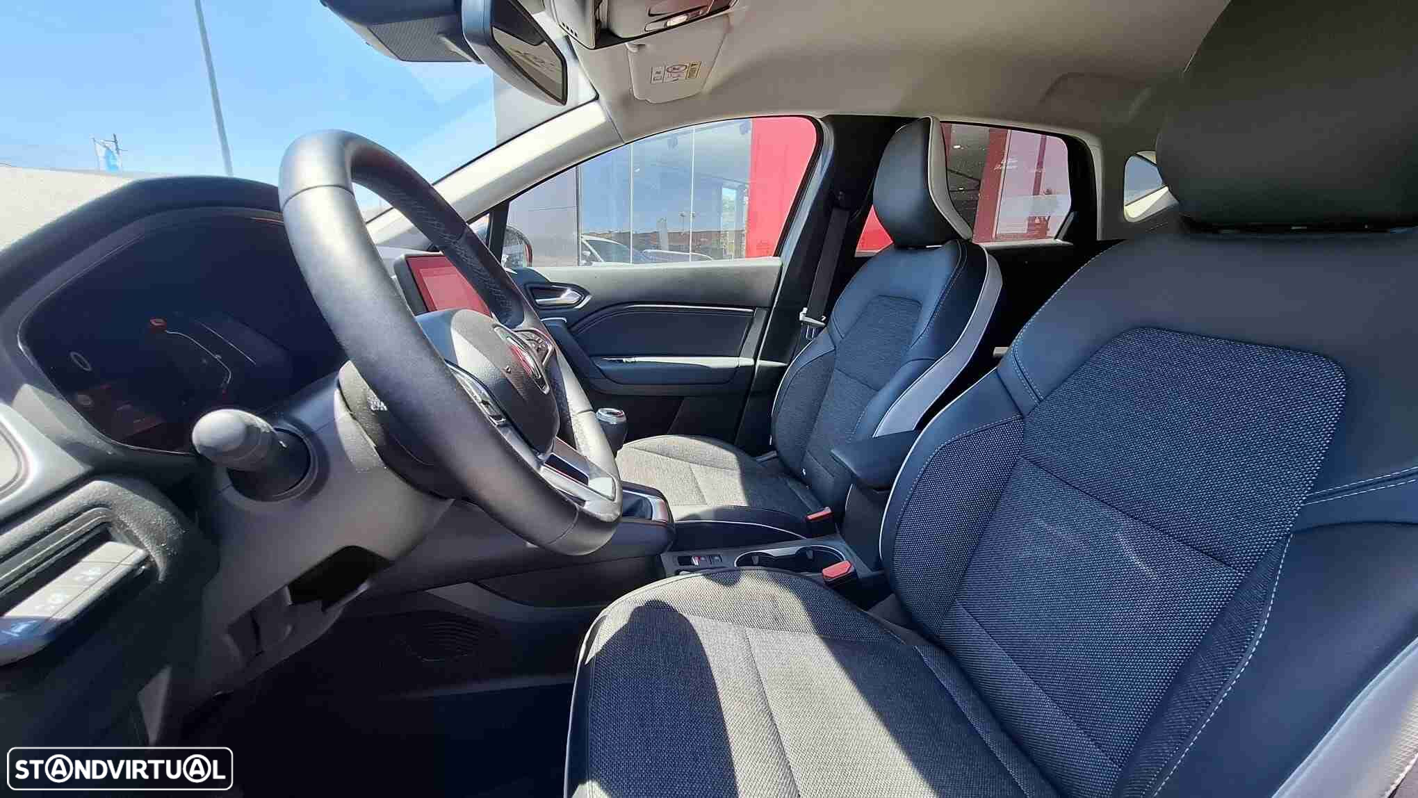 Renault Captur 1.0 TCe Techno - 16
