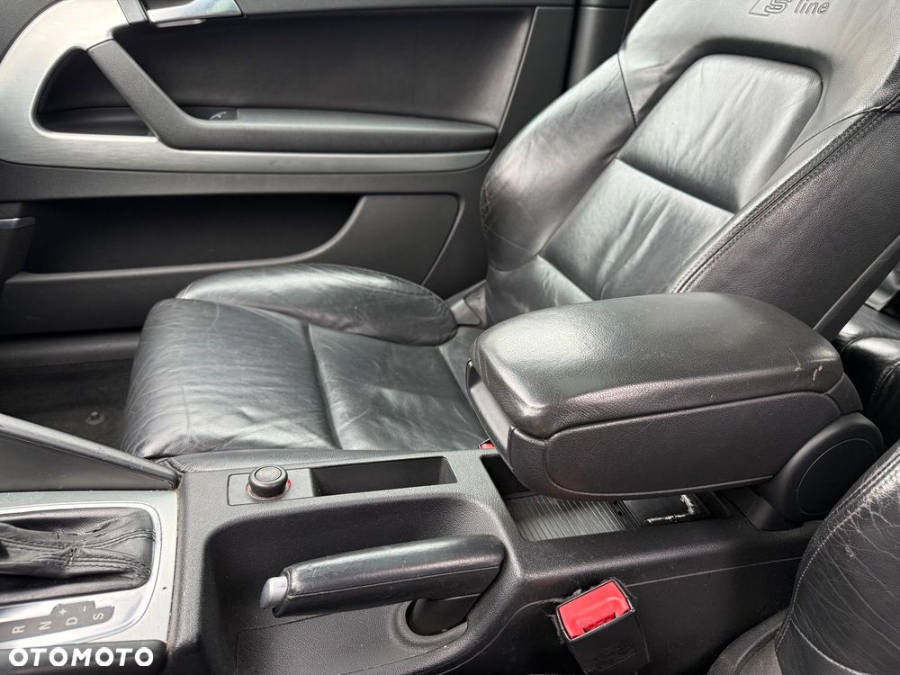 Audi A3 3-drzwiowe 2.0 TDI DPF Ambition S tronic - 10