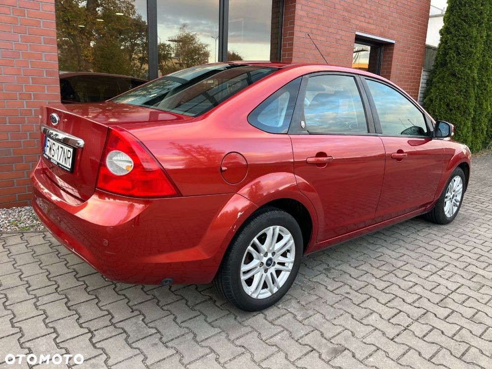 Ford Focus 1.6 Trend - 4