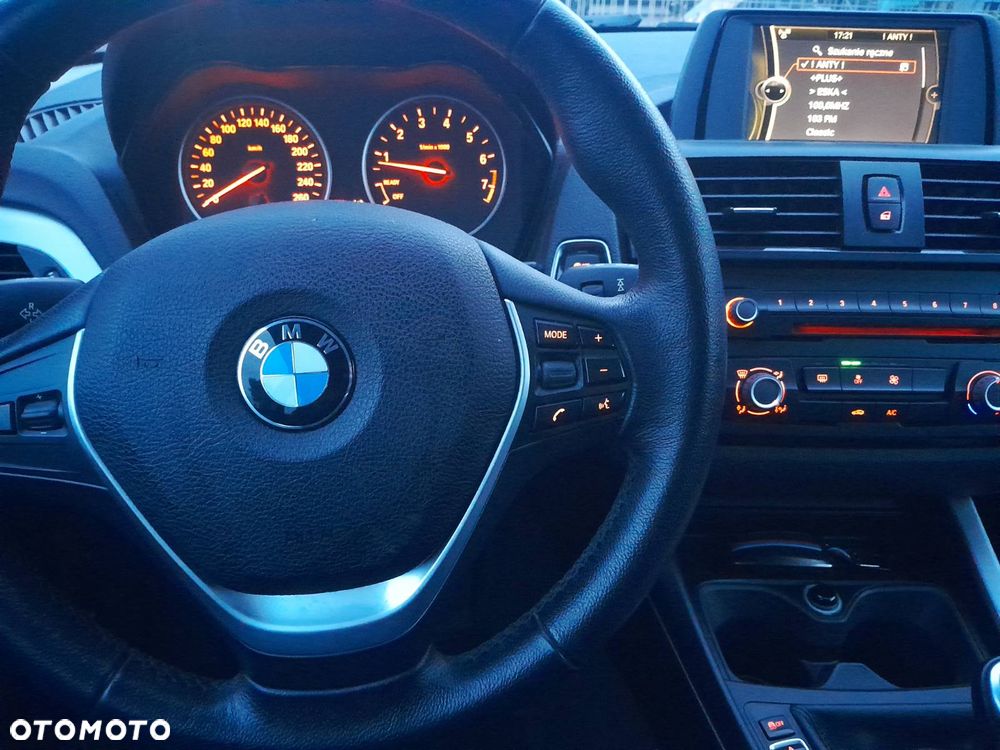BMW Seria 1 116i - 12