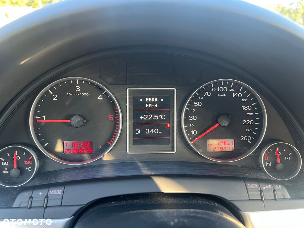 Audi A4 Avant - 11
