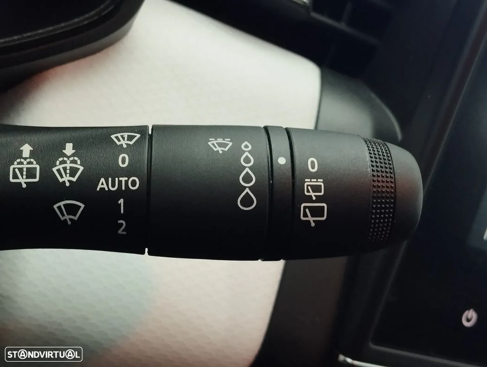 Renault Clio 1.0 TCe Evolution Bi-Fuel - 23