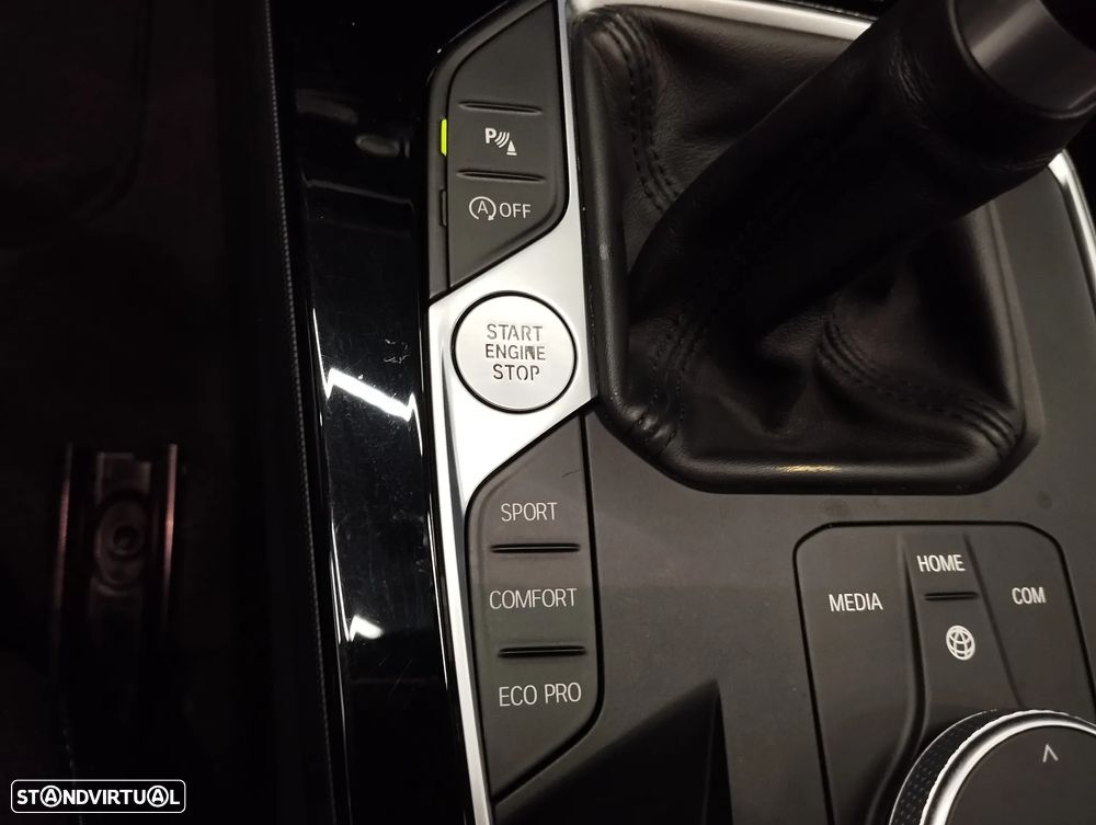 BMW 116 d Pack Desportivo M - 35