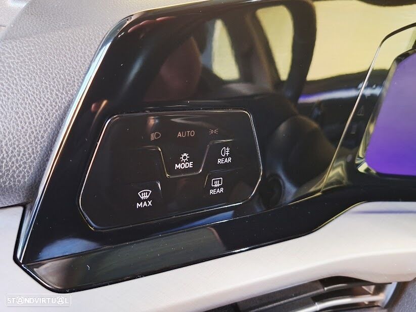 VW Golf Variant 2.0 TDi - 5