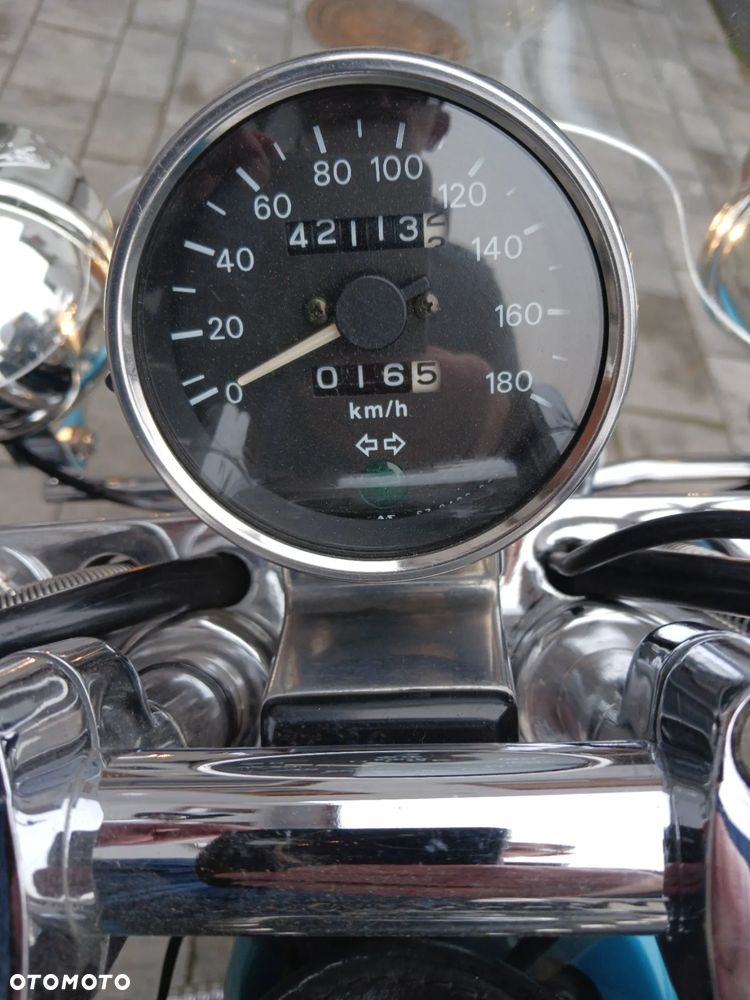 Suzuki Intruder - 15