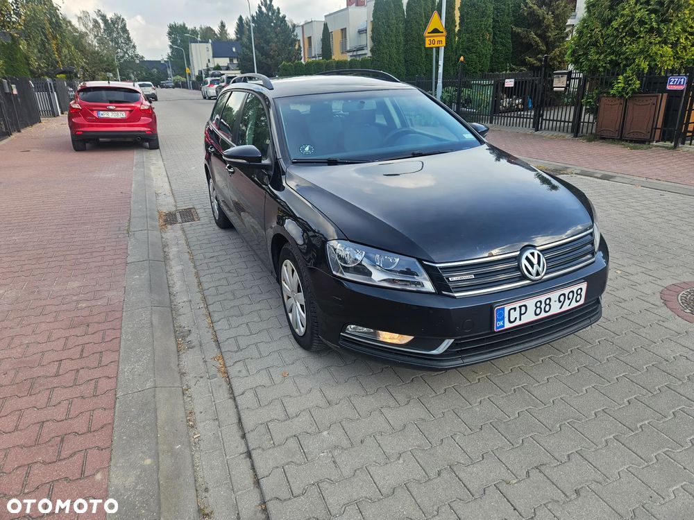 Volkswagen Passat - 16