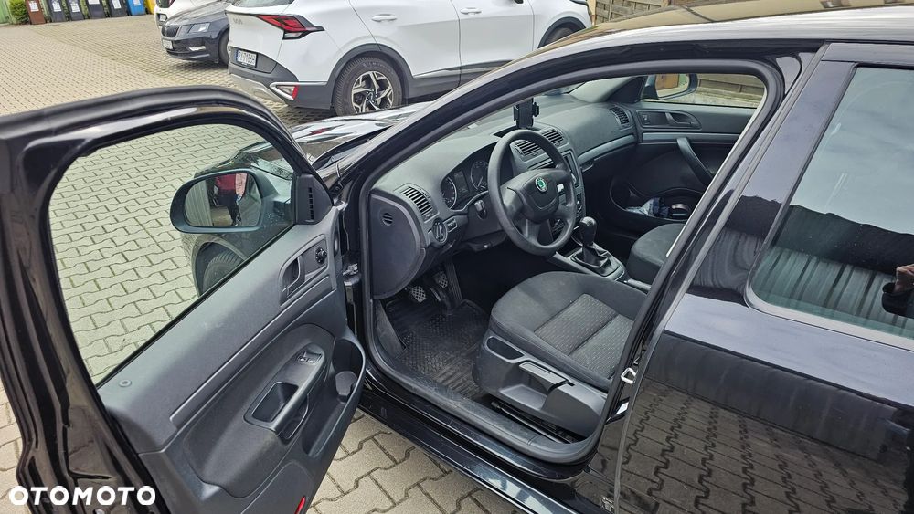 Skoda Octavia 1.6 TDI Active - 5