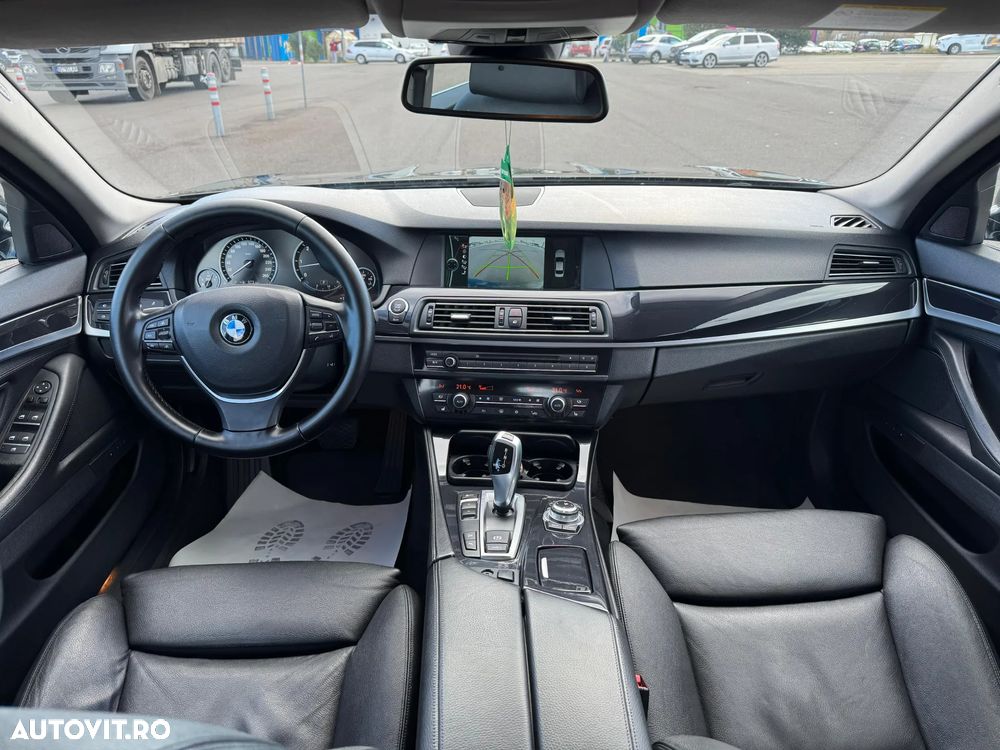 BMW Seria 5 530d xDrive - 16