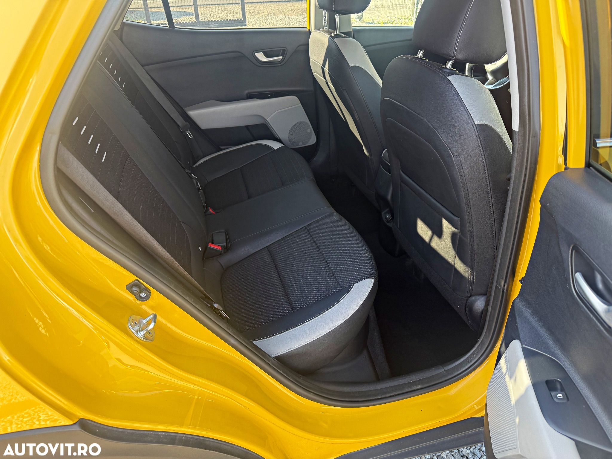 Kia Stonic 1.0 T-GDI 120 Platinum Edition - 15
