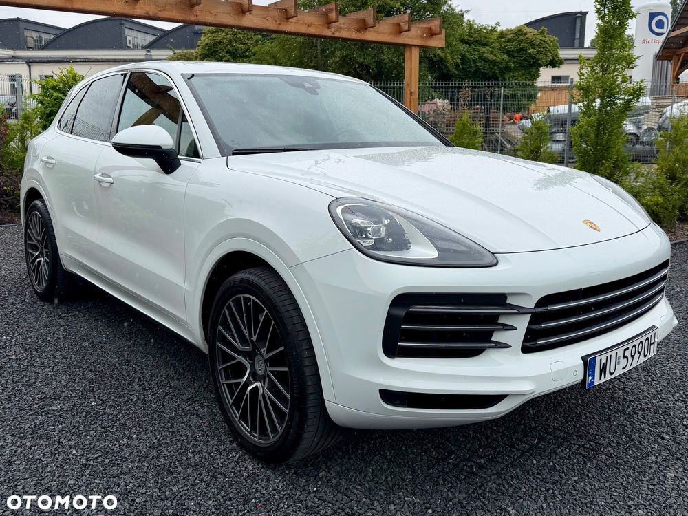 Porsche Cayenne Standard - 1