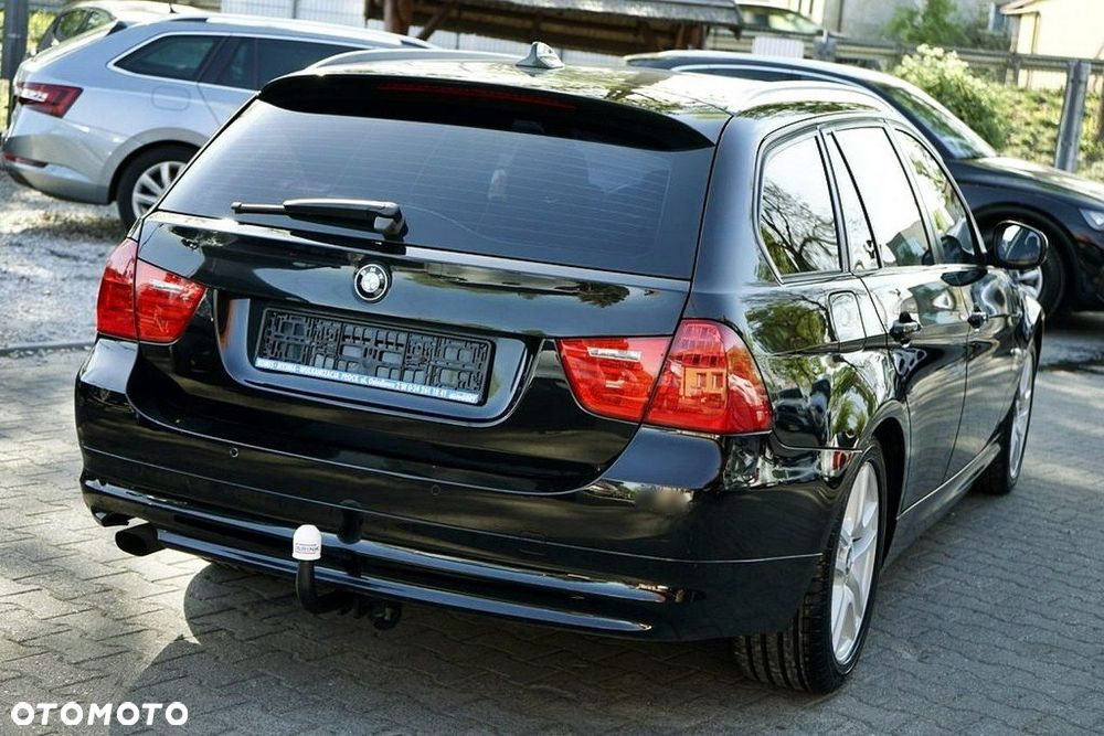 BMW Seria 3 318i - 6