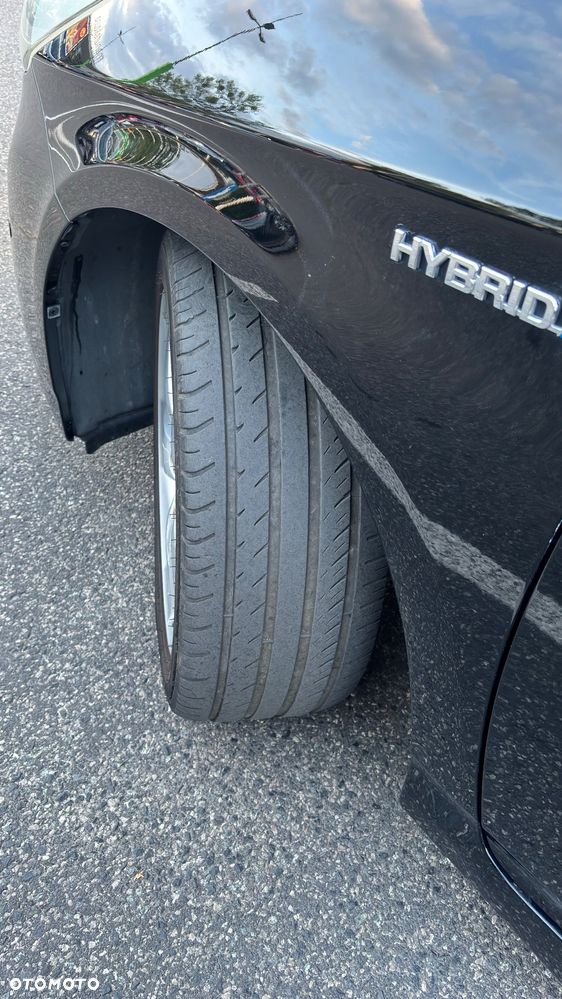 Toyota Prius 1.8 HSD Premium - 25