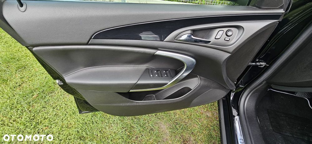 Opel Insignia - 15