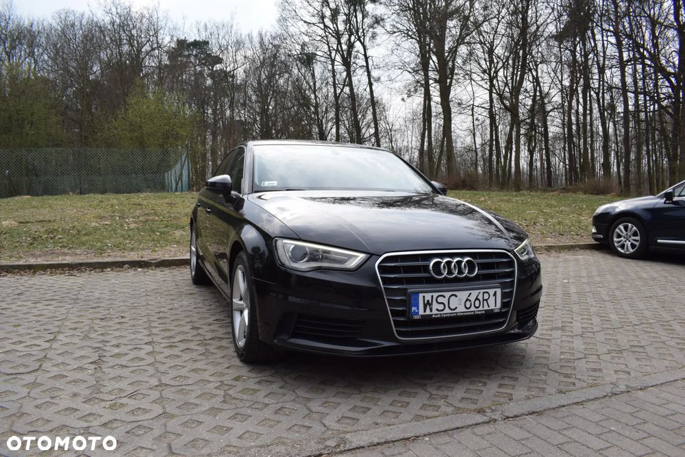 Audi A3 Limousine 1.6 TDI S tronic Ambiente - 2