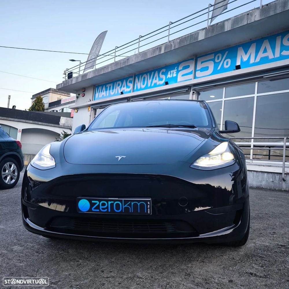 Tesla Model Y RWD - 2
