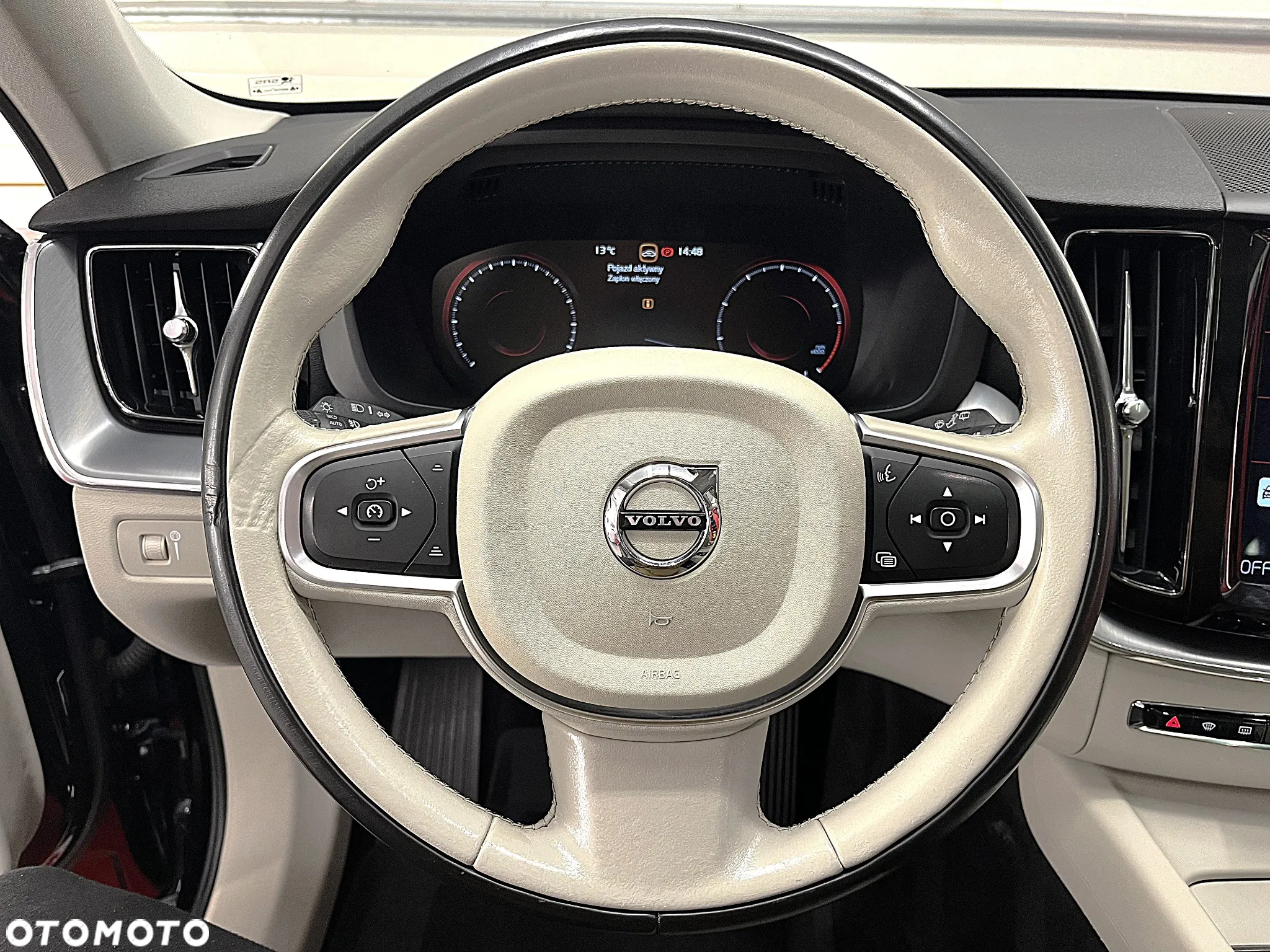 Volvo XC 60 T6 AWD Momentum - 4
