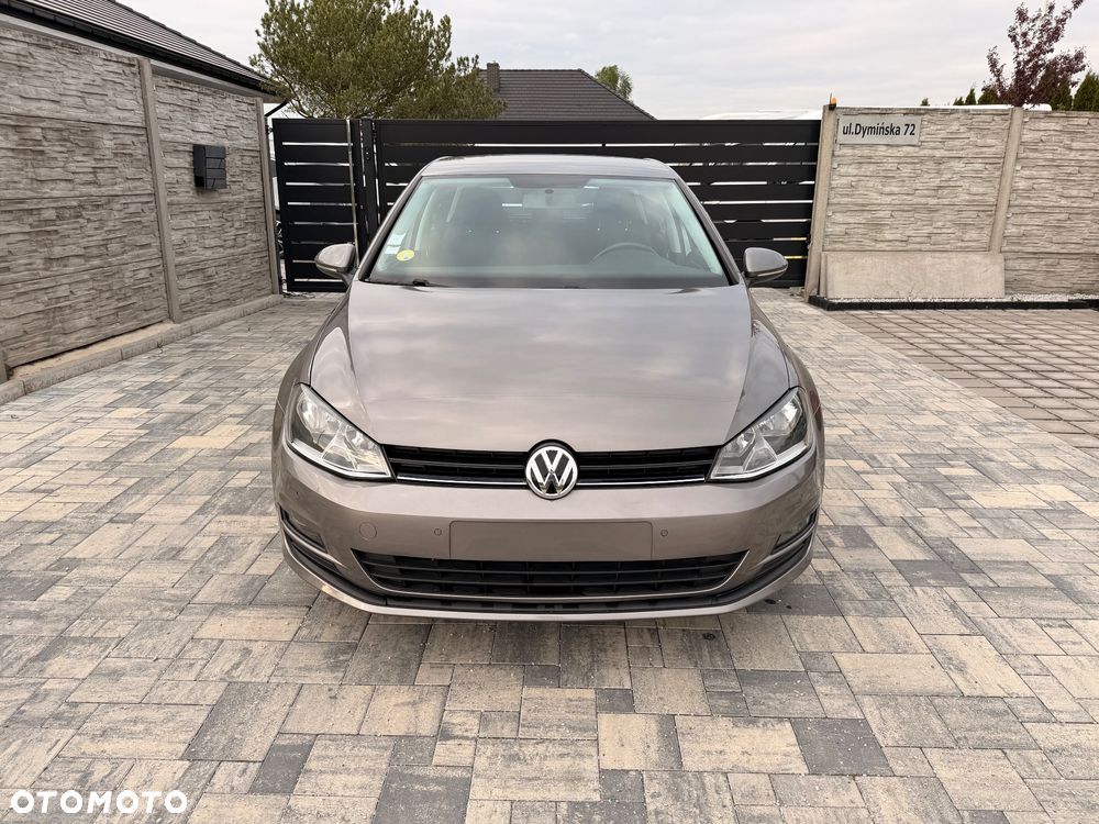 Volkswagen Golf 1.6 TDI BlueMotion Comfortline - 2
