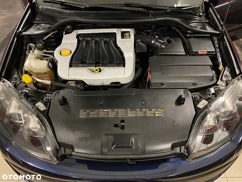 Renault Laguna 2.0 16V Expression - 23