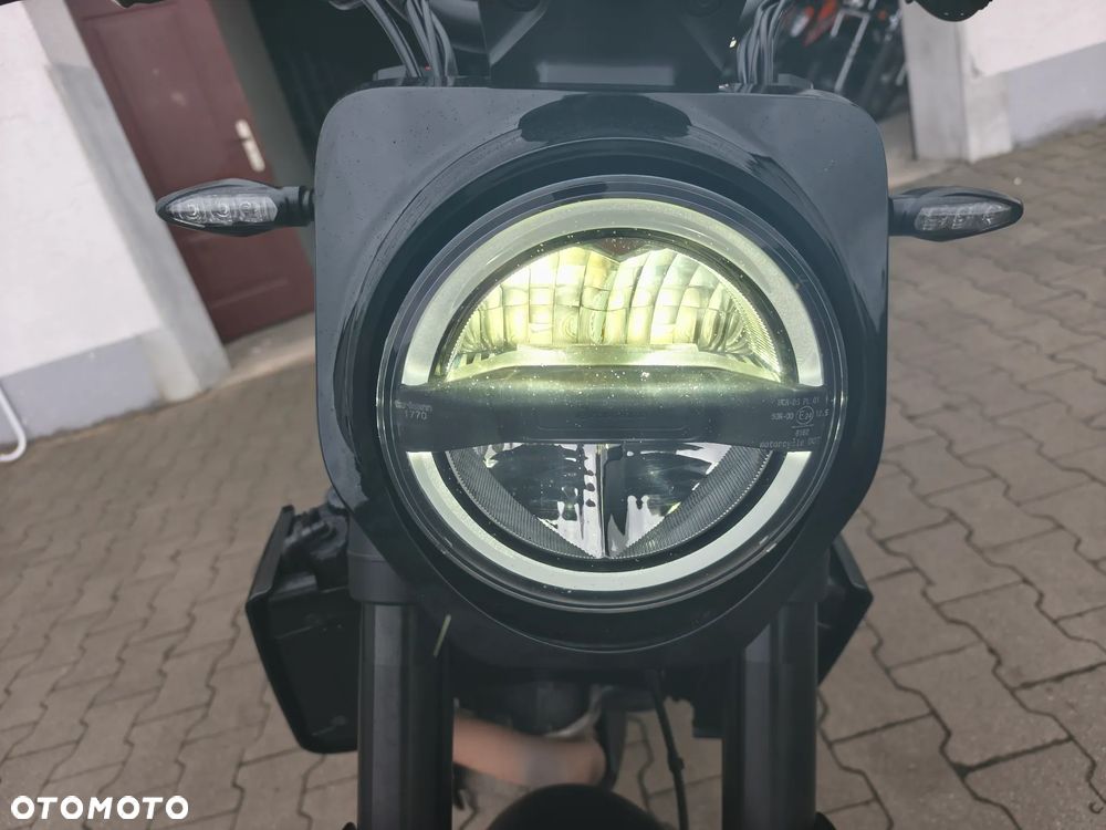 Husqvarna 701 - 25