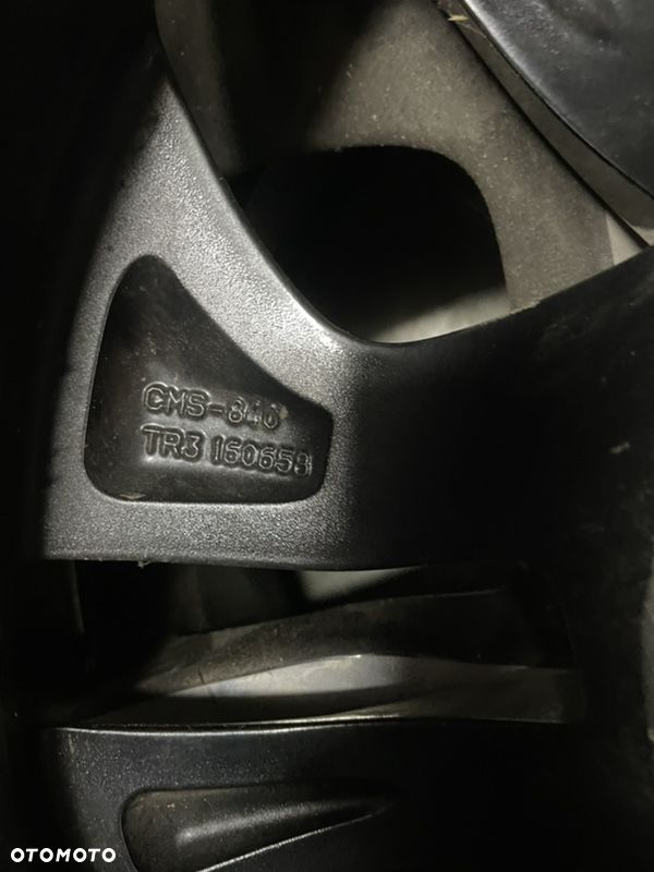 Kia felga aluminiowa r17 52910-f1210 - 3