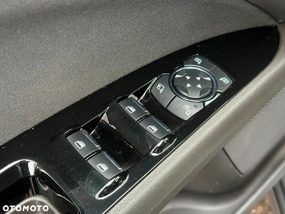 Ford Mondeo 2.0 EcoBlue Trend - 11