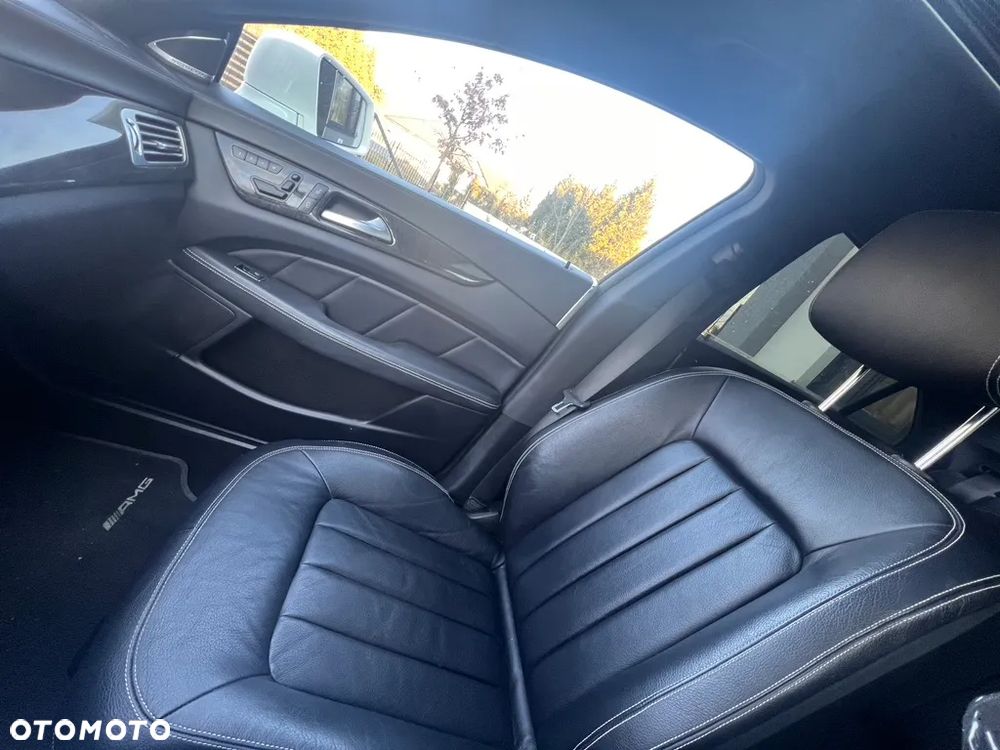 Mercedes-Benz CLS 350 CDI 4-Matic BlueEff - 16