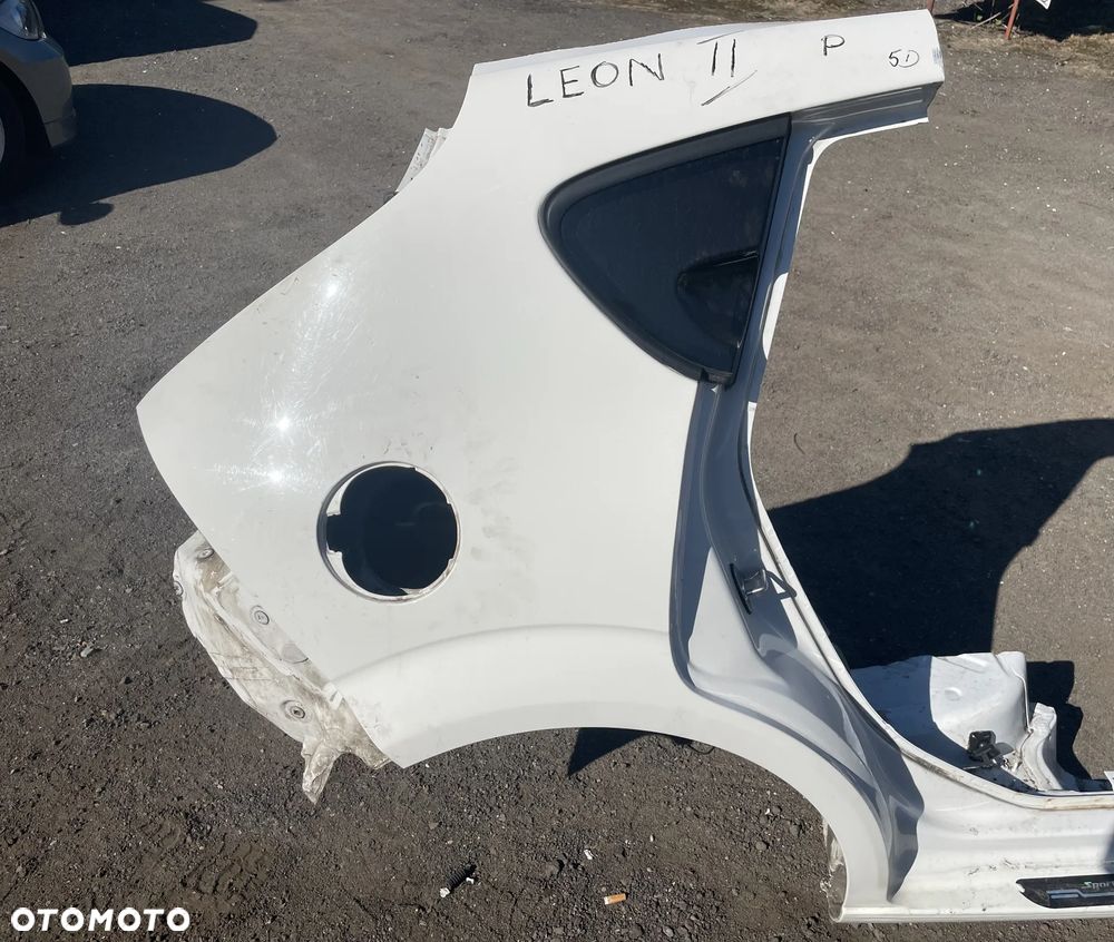 BŁOTNIK ĆWIARA PRAWY TYŁ SEAT LEON II - 2
