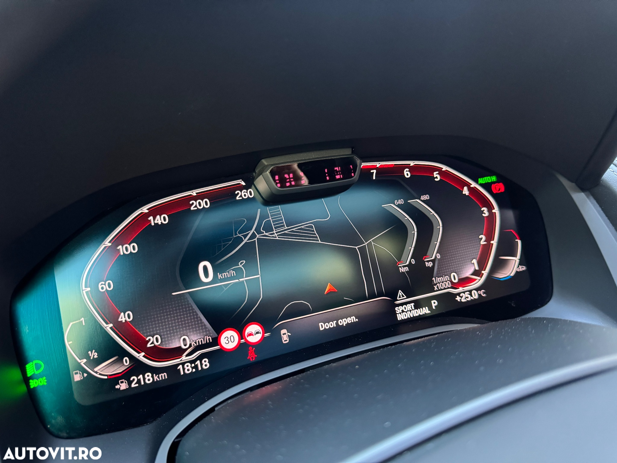 BMW Seria 8 - 15