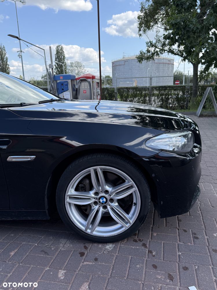 BMW Seria 5 535i xDrive - 6