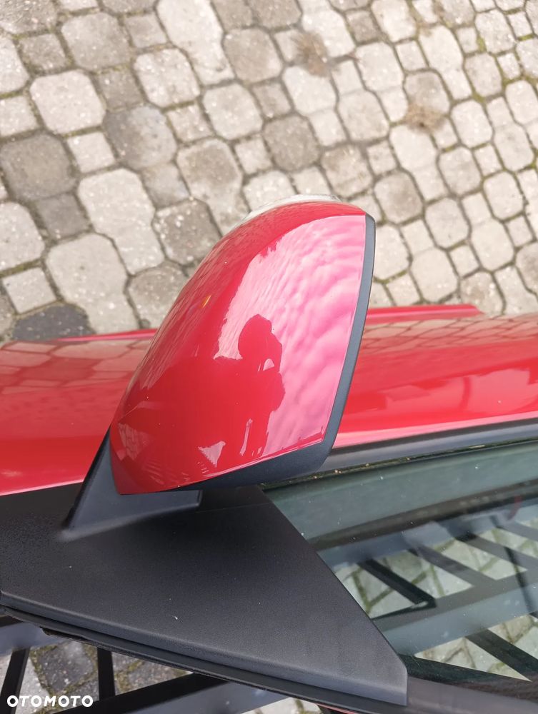 LUSTERKO PRAWE 8 PIN RENAULT MEGANE III HB KOD LAKIERU TEENJ - 1