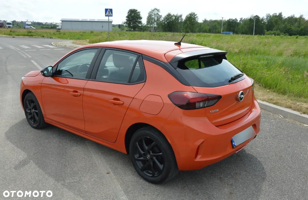 Opel Corsa 1.2 Business S&S - 9