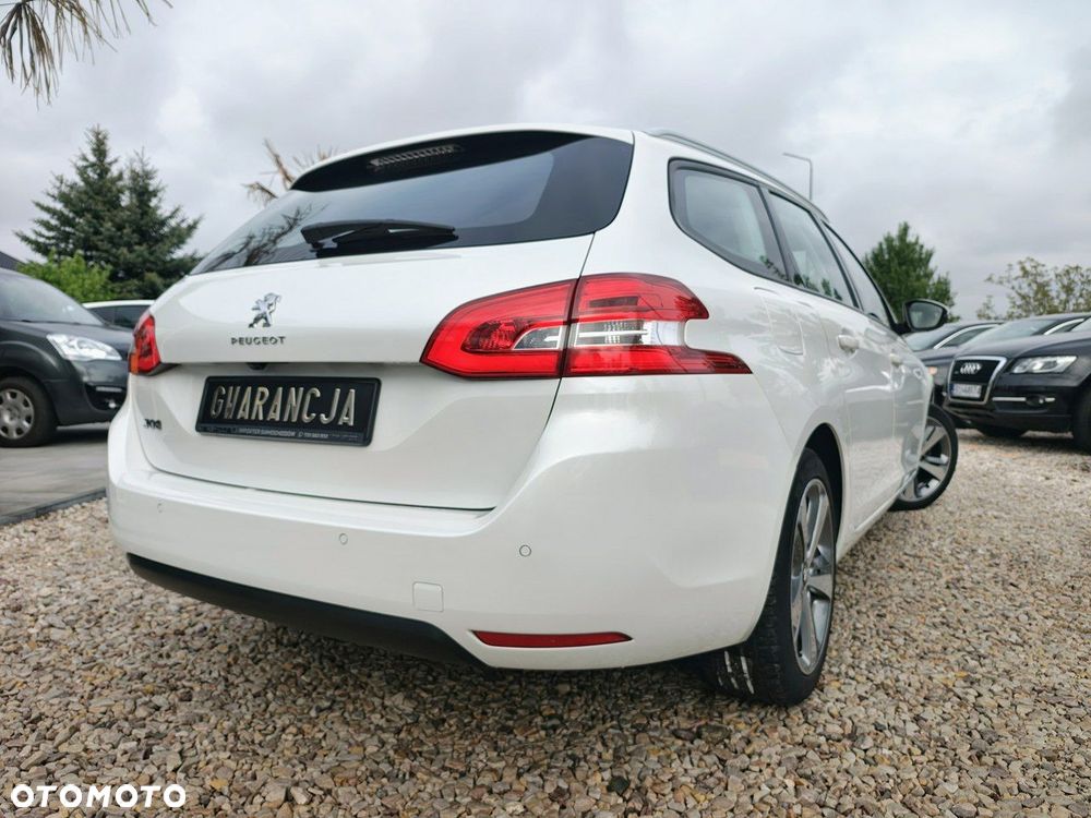 Peugeot 308 - 25