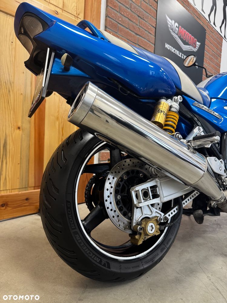 Yamaha XJR - 15