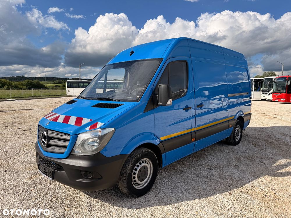 Mercedes-Benz Sprinter L2H2 - 1