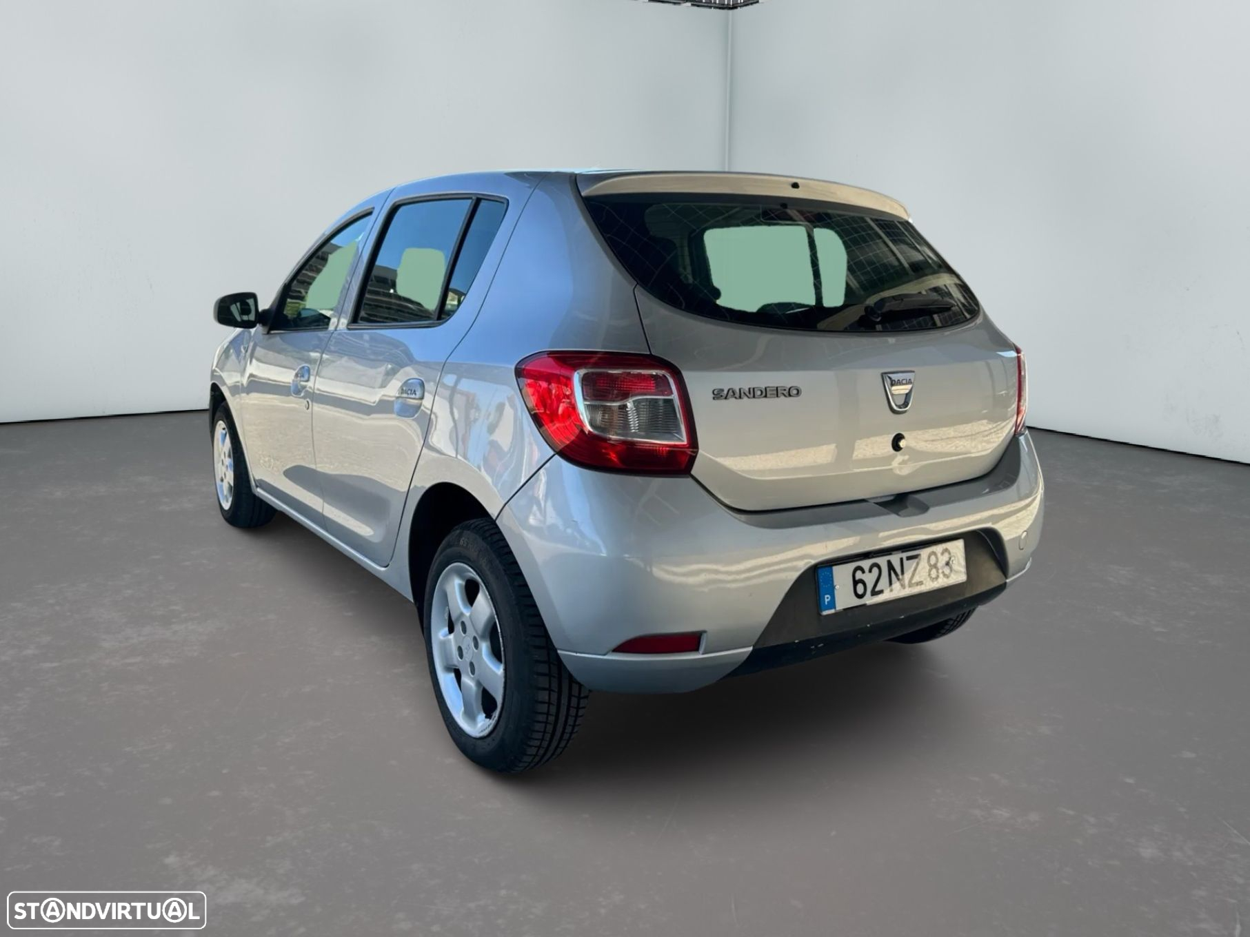 Dacia Sandero - 4