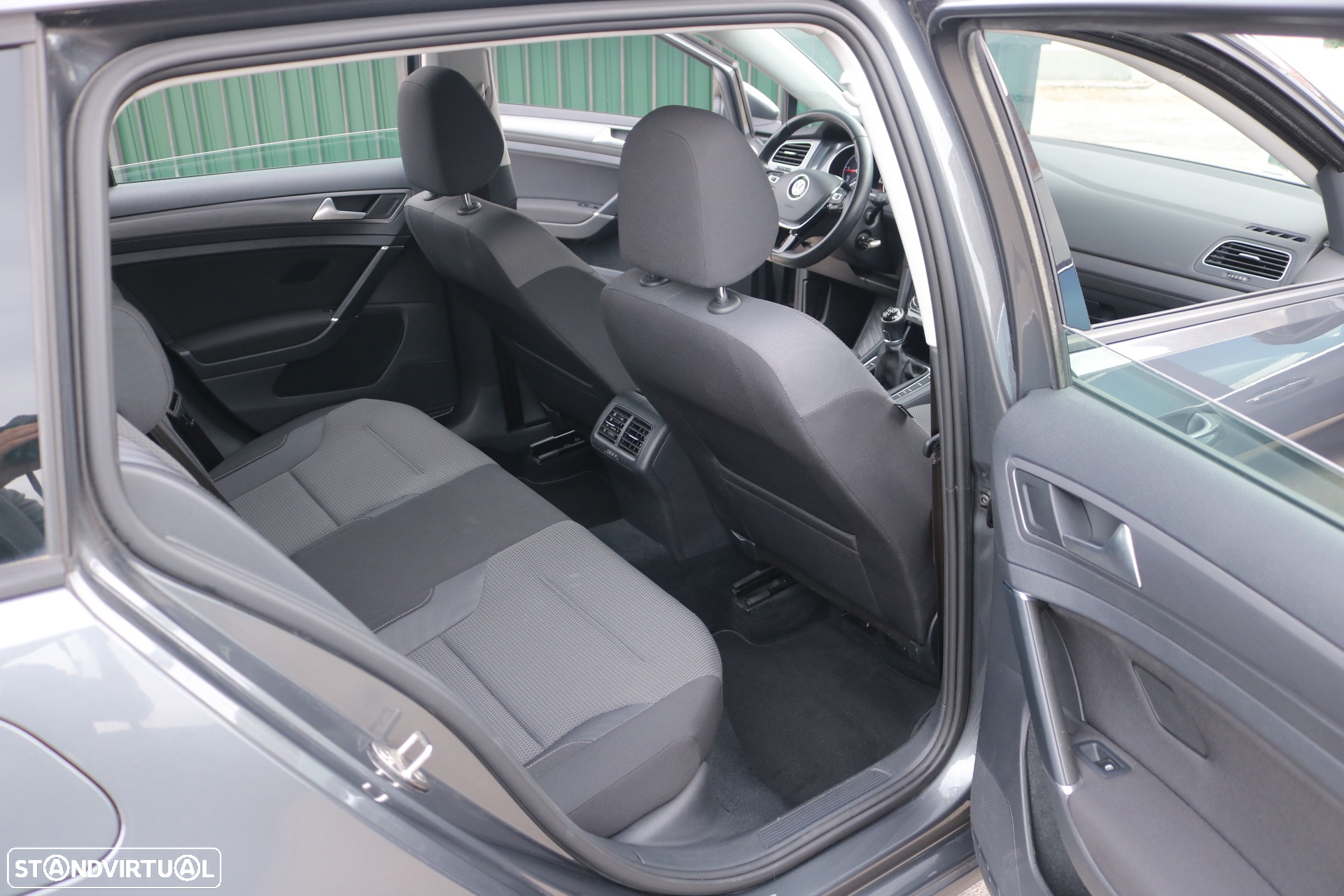 VW Golf Variant 1.6 TDi Highline - 18