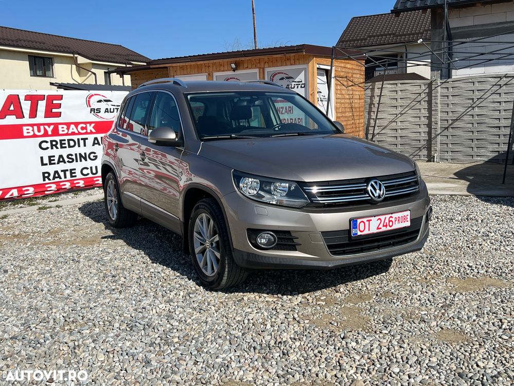Volkswagen Tiguan - 1