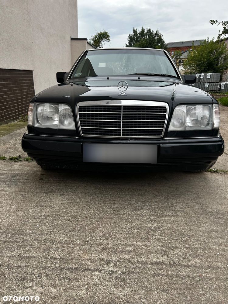 Mercedes-Benz W124 (1984-1993) - 10