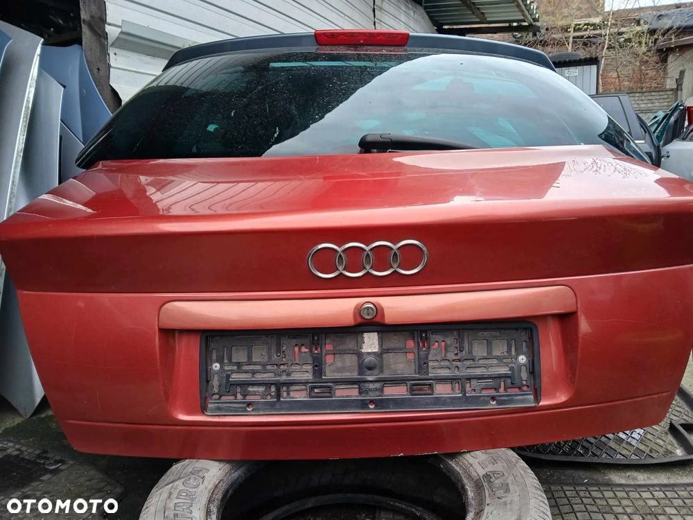 Audi A4 B5 Sedan Klapa bagażnika - 1