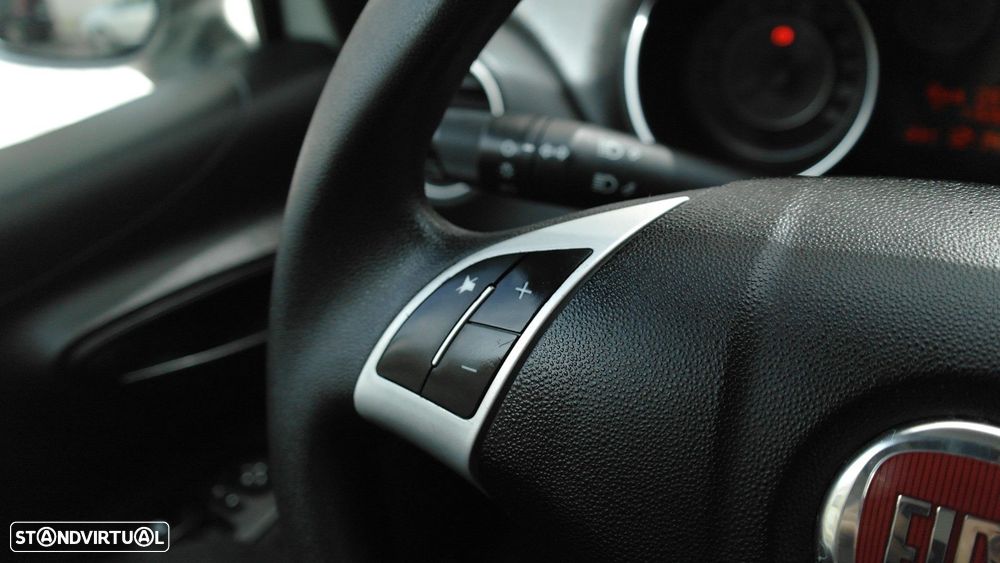 Fiat Punto 1.2 Lounge S&S - 35