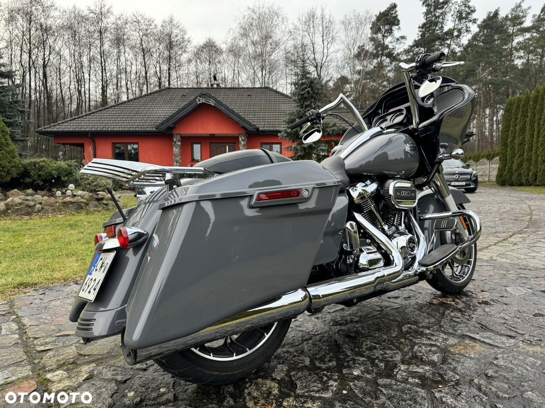 Harley-Davidson Touring Road Glide - 10