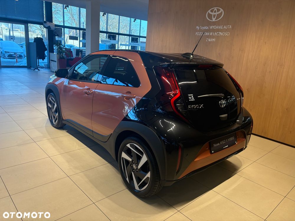 Toyota Aygo X Hybrid 1.5 Style e-CVT - 6