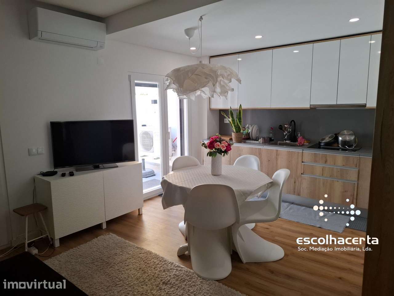 Apartamento T2 com Terraço Baixa de Setúbal - Grande imagem: 2/27