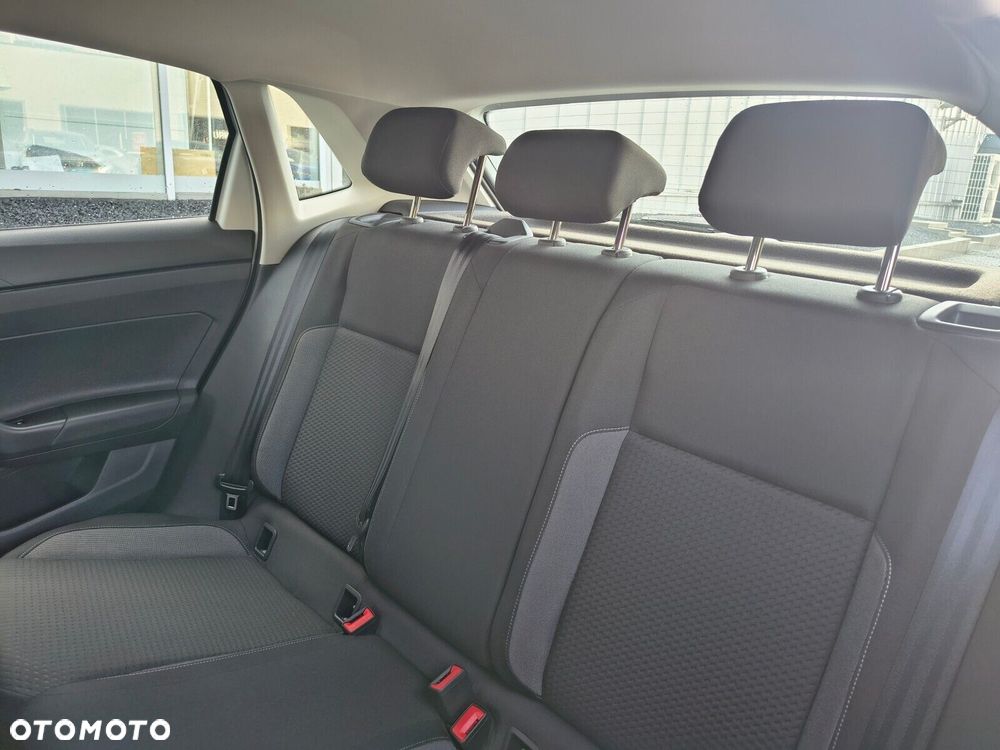 Volkswagen Polo - 28