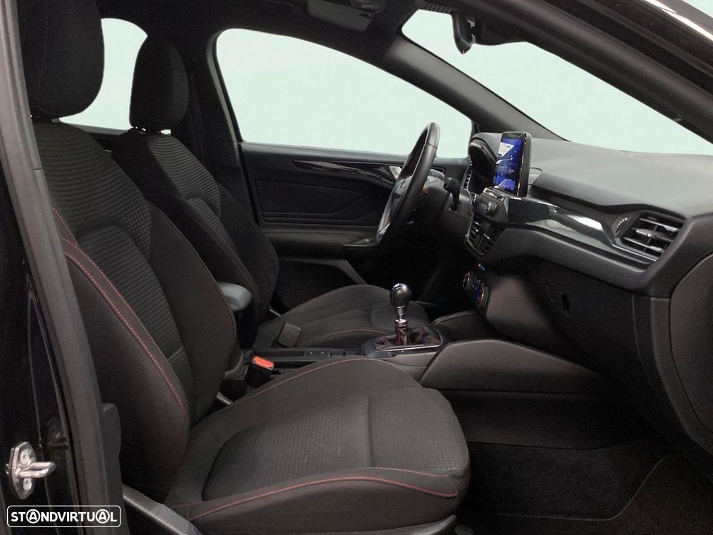 Ford Focus 1.5 TDCi EcoBlue ST-Line - 16