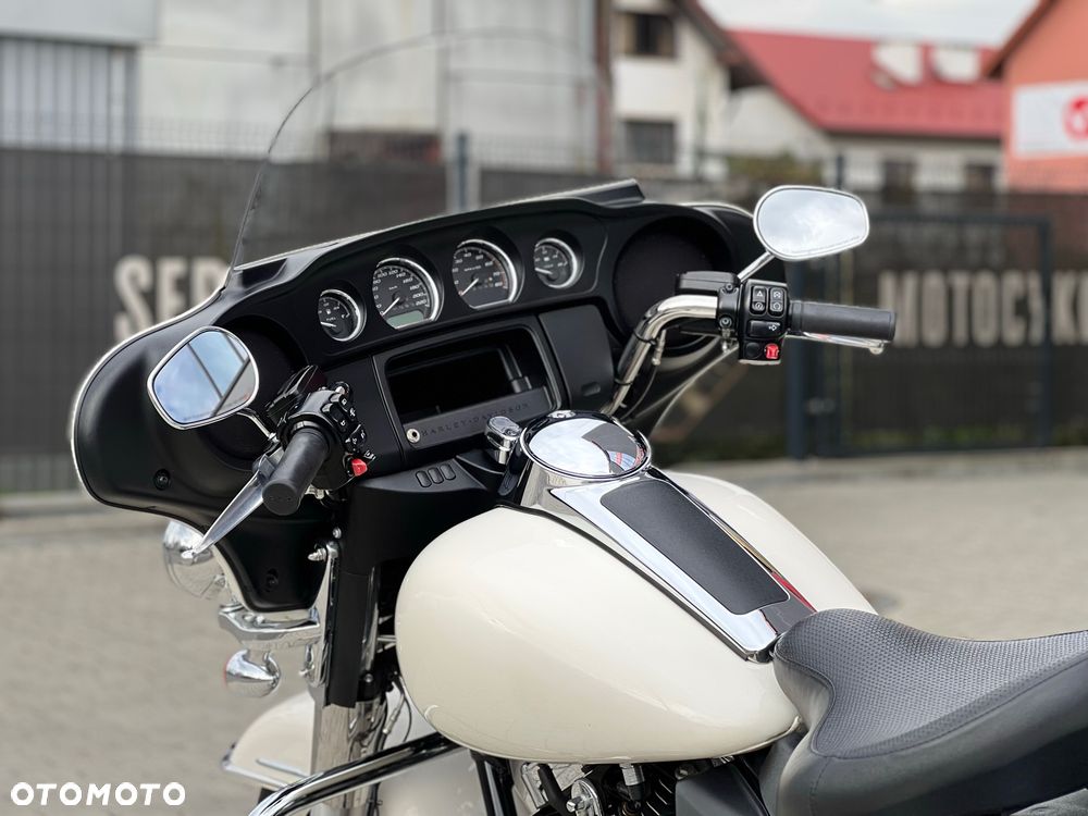 Harley-Davidson FLHT Electra Glide Standard - 7